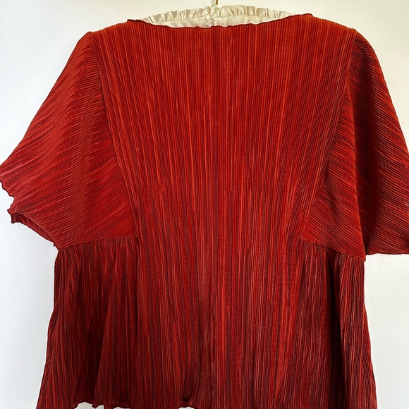 Madewell Texture and Thread Micropleat Top EUC - Picture 3 of 7